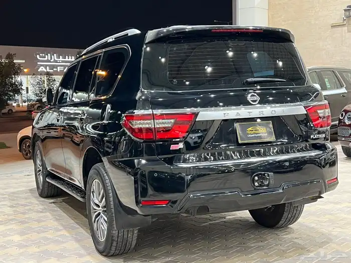 نيسان باترول بلاتينيوم موديل 2021 4