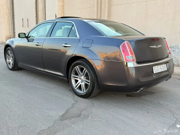 كرايزلر فل كامل ( نظيف ) 4