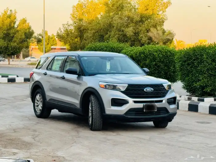 للبيع فورد اكسبلور نص فل دبل 6 سلندر 2