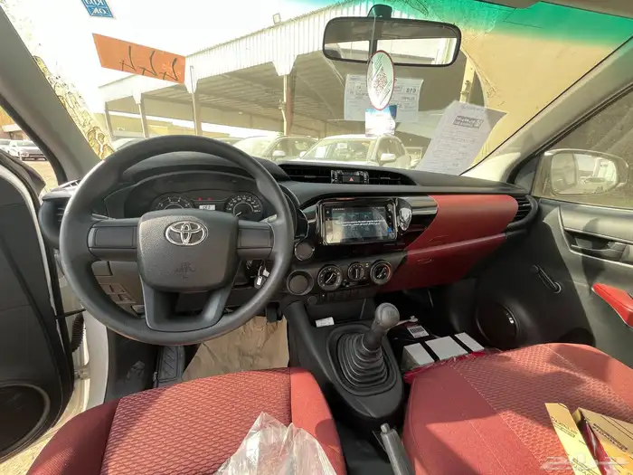 تويوتا هايلوكس 2025 ديزل 2.4 بدون حوض 5