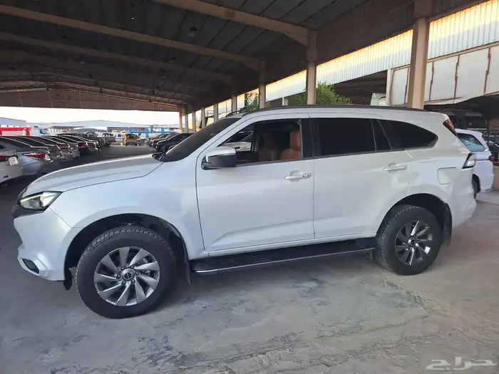 أيسوزو ام يو اكس2023 0