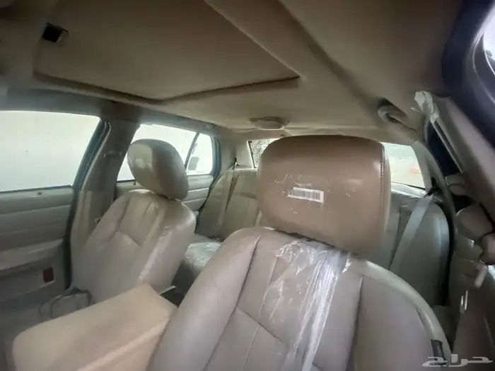 فورد فكتوريا 2011 2