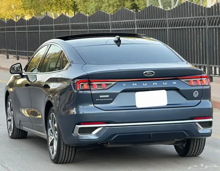 فورد تروس تيتانيوم سعودي 2023 11