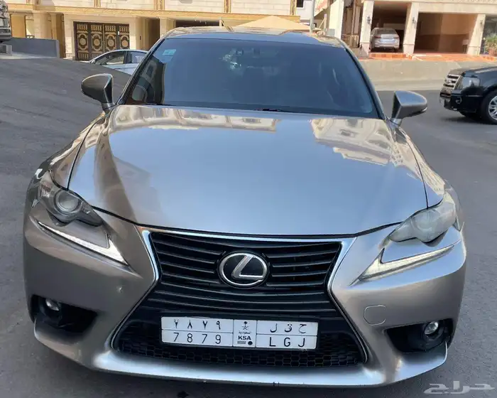 لكزس is350 2015 سعودي 10