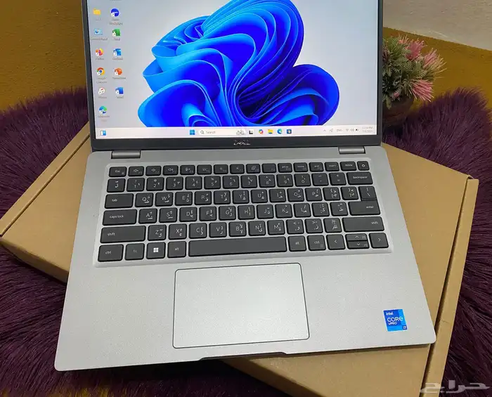 لابتوب Dell شاشه لمس كور i7 نظيف جدا 0