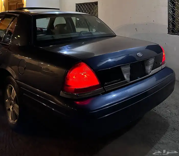 فورد فكتوريا 2011 10