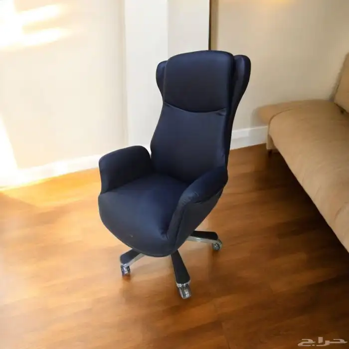 كرسي طقم جلد فخم-كرأسي مدير كبير موديلات راقية بأسعار جملة 3