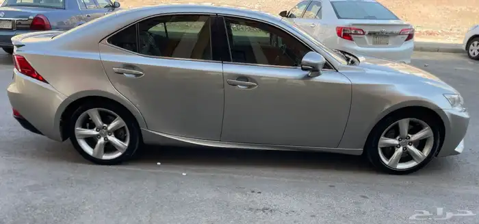 لكزس is350 2015 سعودي 1