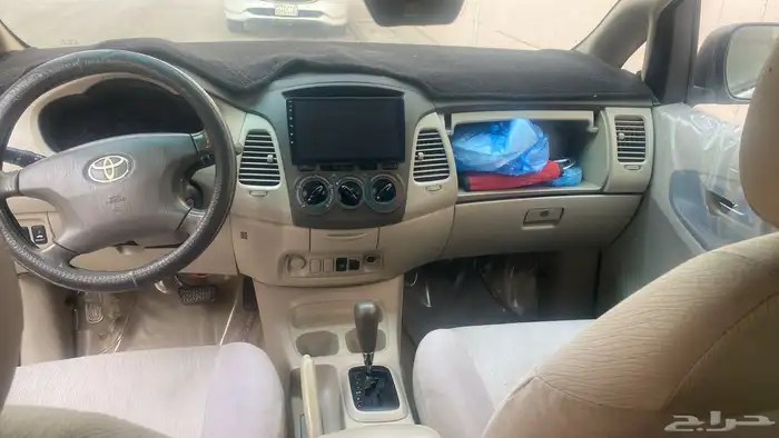 تويوتا انوفا موديل 2011 0