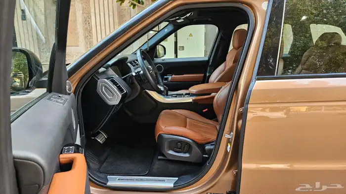 رنج روفر سبورت 2016 وارد الناغي مالك اول 3