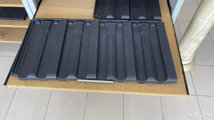 قرميد إيطالي اسباني وطني 17