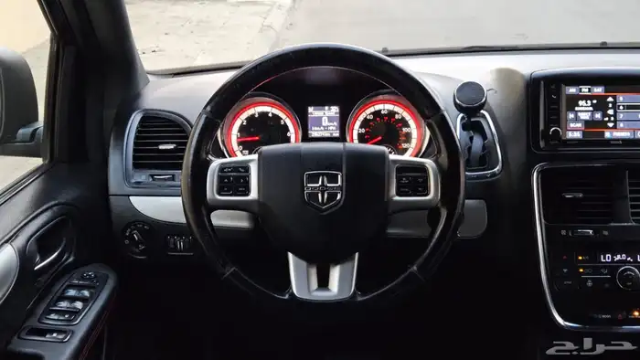 دوج كرفان 7 راكب 2018 فل كامل 12