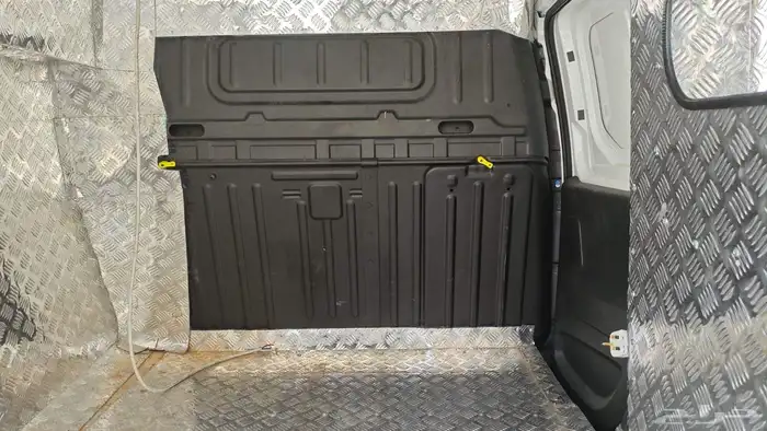 سيارة بيجو بارتنر موديل 2020 6