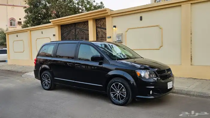 دوج كرفان 7 راكب 2018 فل كامل 18