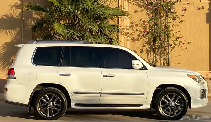 لكزس LXجيب2015 8