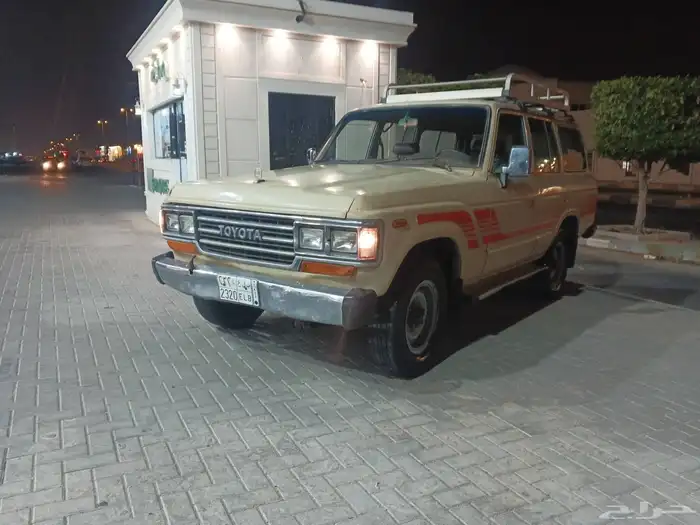 لاند كروزر كلاسيك 1989 6