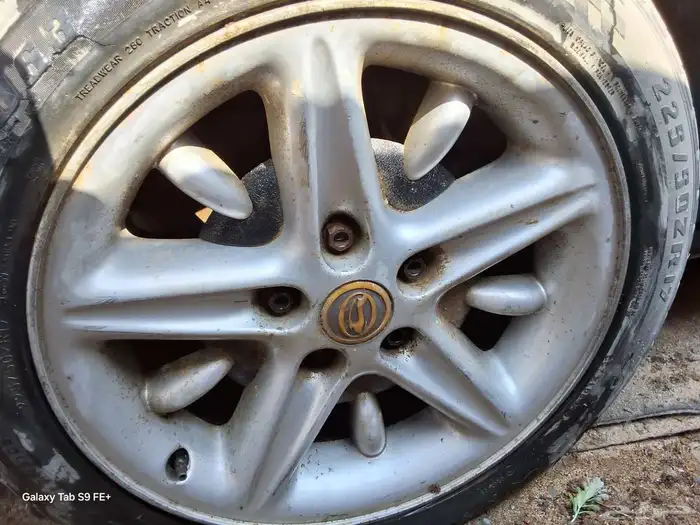 جنوط لومينا اس اس موديل 2000 0