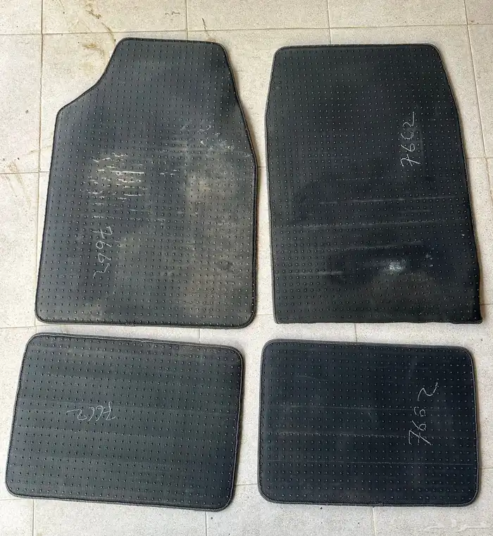 للبيع فرشات كامري 2001 5