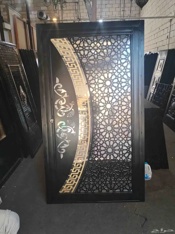 أبواب جاهزة حديد المنيوم وشبابيك 0