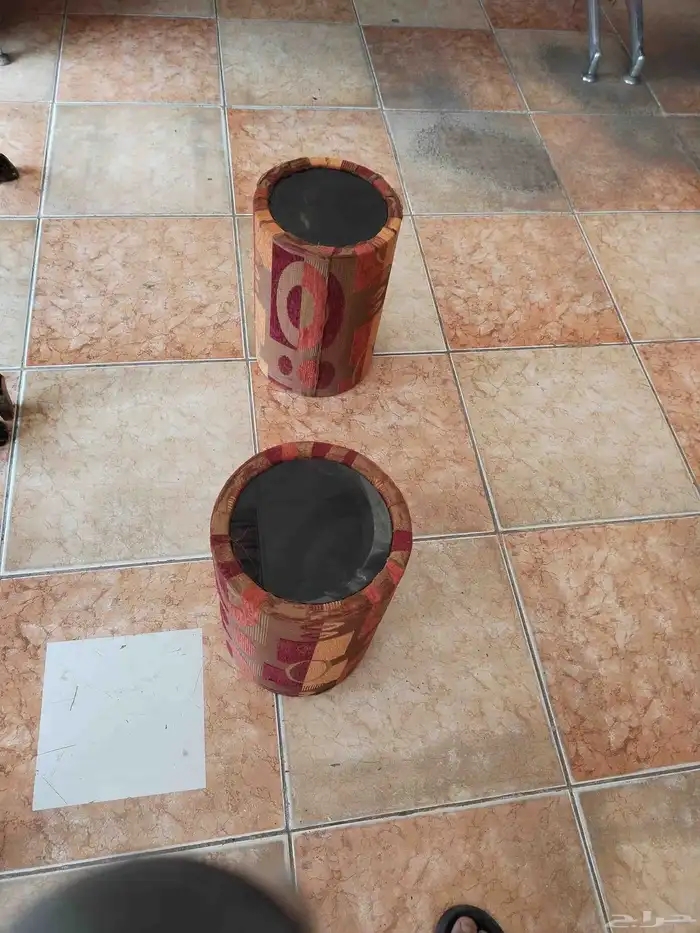 كراسي عدد12 كرسي مع الطاولات 2