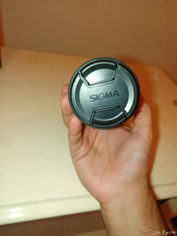 إعلان بيع عدسة Sigma 70-300mm f 4-5.6 DG Macro 1