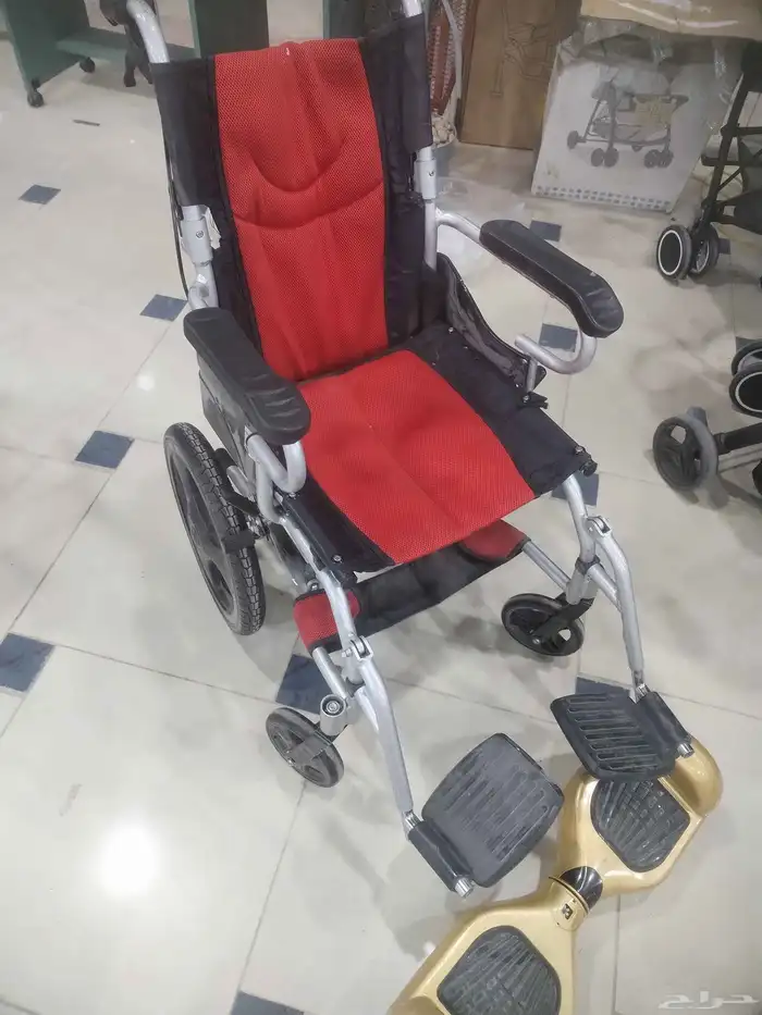 للبيع او تاجير كرسي متحرك والمنيوم الموقع النسيم يوجد توصيل 6