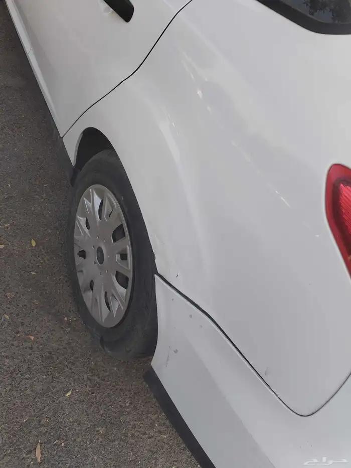 فورد 2012 ممشي 215000 صدمات خفيفه واضحه بالصور 9