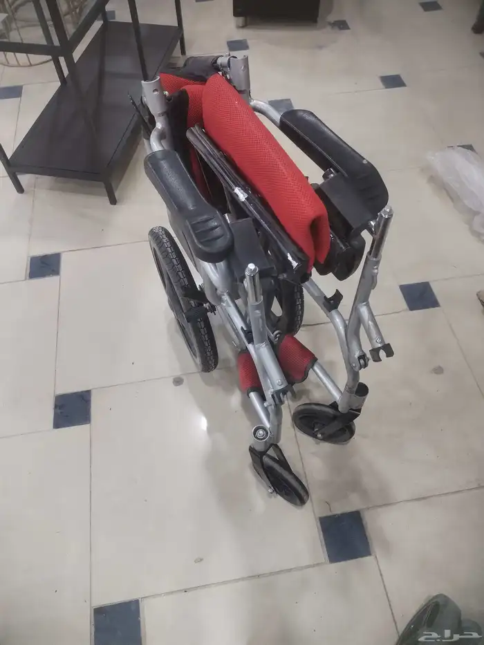 للبيع او تاجير كرسي متحرك والمنيوم الموقع النسيم يوجد توصيل 7