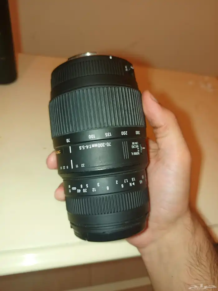 إعلان بيع عدسة Sigma 70-300mm f 4-5.6 DG Macro 0