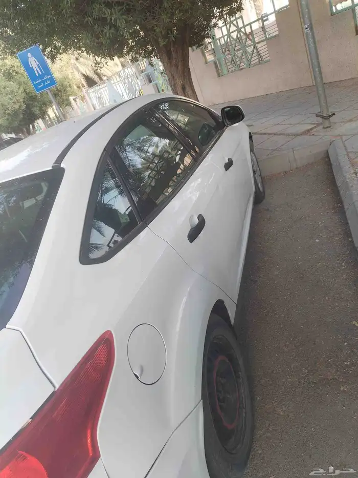 فورد 2012 ممشي 215000 صدمات خفيفه واضحه بالصور 3