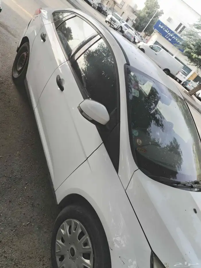 فورد 2012 ممشي 215000 صدمات خفيفه واضحه بالصور 7