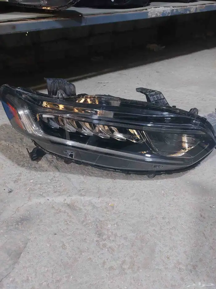 شمعه هوندا اكورد 2020 يمين 0