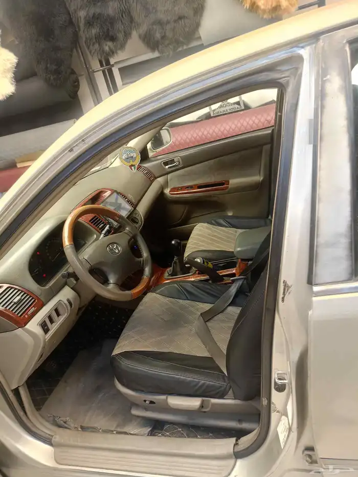 سياره كامري موديل 2006 قير عادي ماكينه قير شرط بودي مرشوش 13