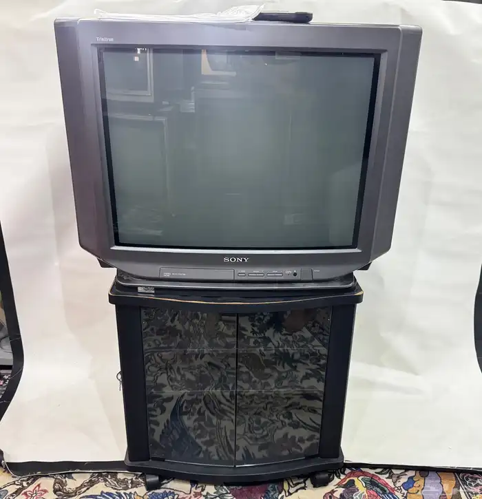 تلفزيون سوني قديم 0