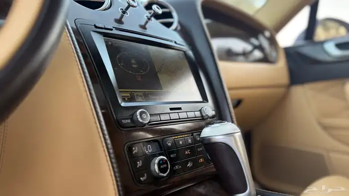 بنتلي كونتيننتال فلاينج سبير 2012 ( مخزن ) 28