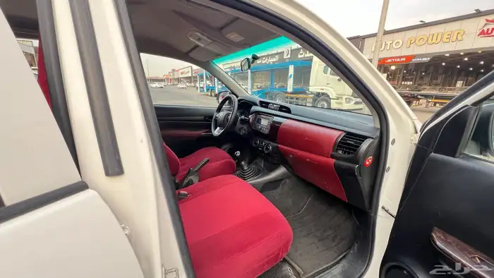 هايلوكس 2018 غمارتين GLX بنزين عداد قليل 5