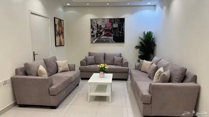 كنب مودرن راقي فخم ومريح امريكي من اشلي 9