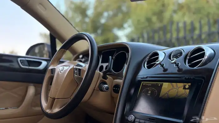 بنتلي كونتيننتال فلاينج سبير 2012 ( مخزن ) 46