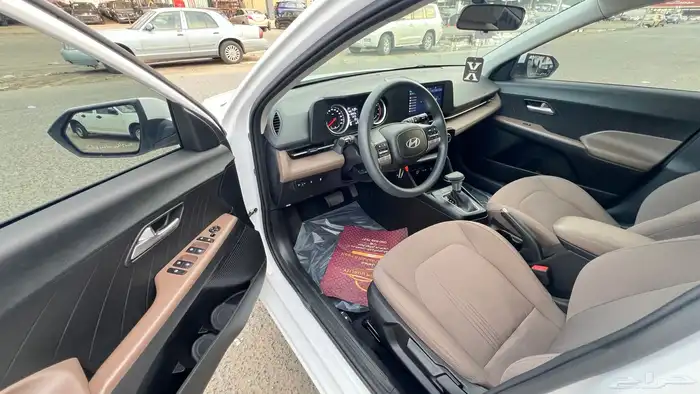 اكسنت 2025 سمارت 1.5 بنزين 10