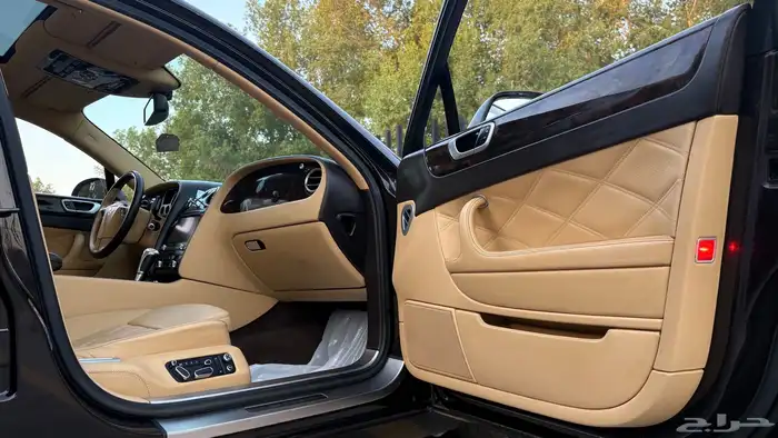 بنتلي كونتيننتال فلاينج سبير 2012 ( مخزن ) 41