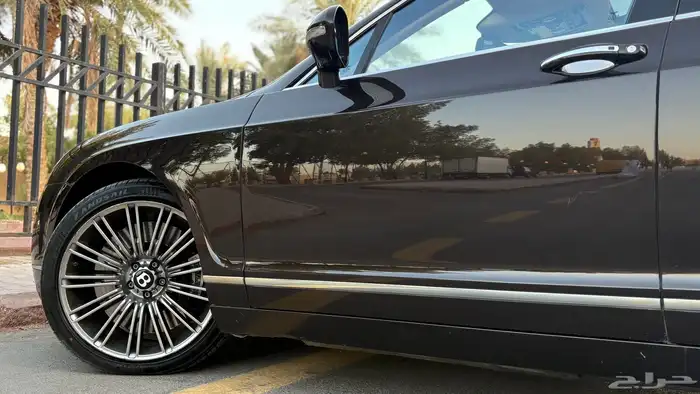 بنتلي كونتيننتال فلاينج سبير 2012 ( مخزن ) 18