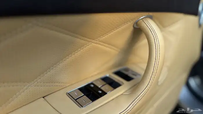 بنتلي كونتيننتال فلاينج سبير 2012 ( مخزن ) 20