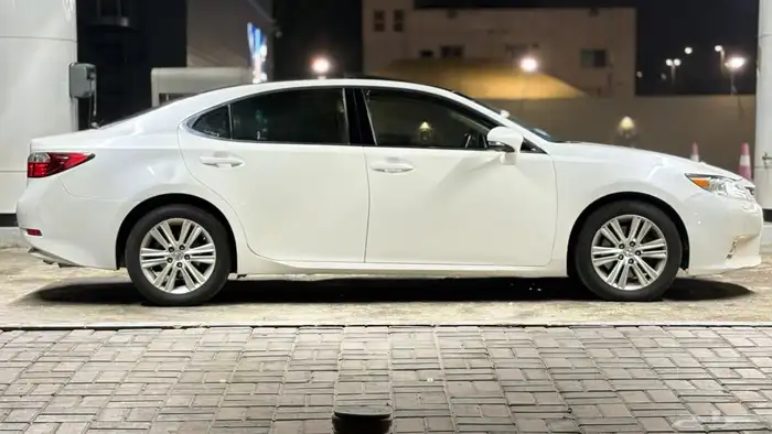 لكزس ES350 2013 بانوراما مالك الأول من وكاله 11