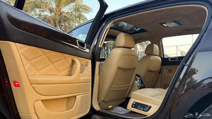 بنتلي كونتيننتال فلاينج سبير 2012 ( مخزن ) 32