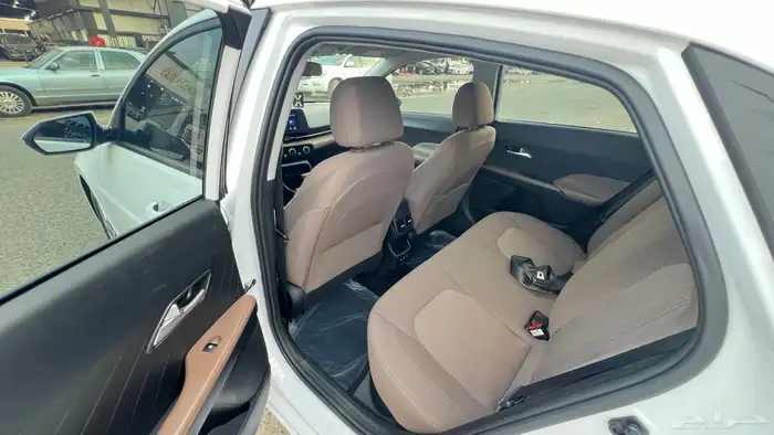 اكسنت 2025 سمارت 1.5 بنزين 12