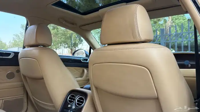 بنتلي كونتيننتال فلاينج سبير 2012 ( مخزن ) 50