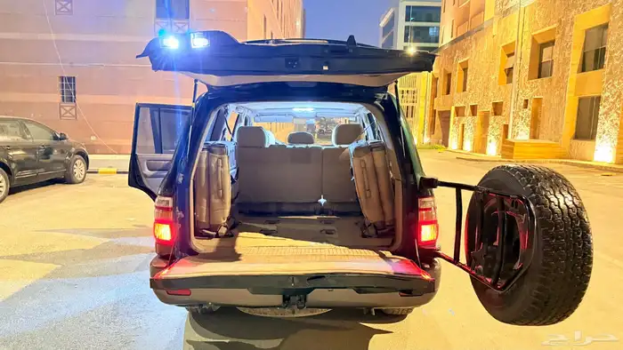 تويوتا لاندكروزر 5