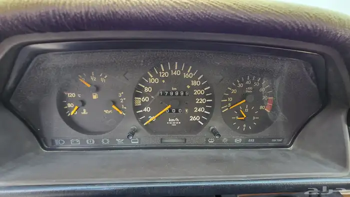 مرسيدس فرخ شبح 300 موديل 1992 10