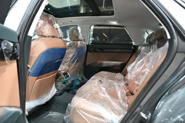 أزيرا بريميوم 2025 12