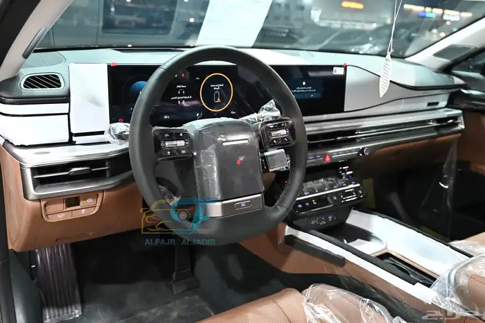 أزيرا بريميوم 2025 13